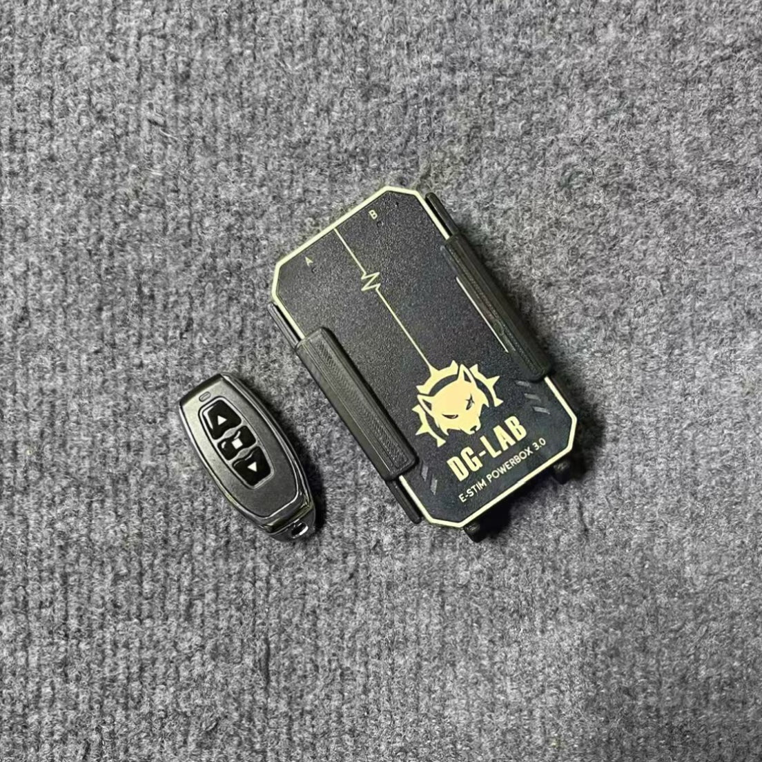 強制張嘴電擊裝置