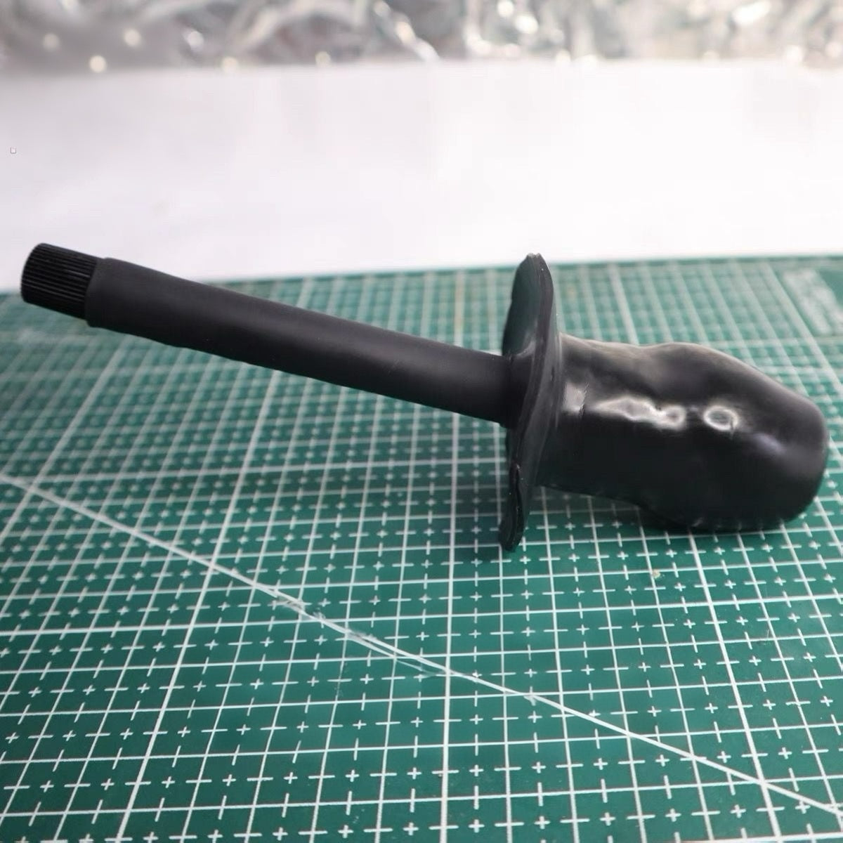 Vacuum bed plug